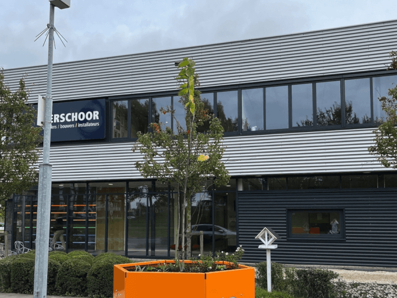 221017 plantenbakken geplaatst 07a