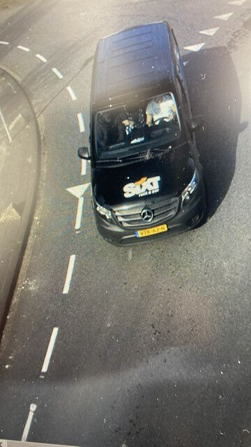 230403 mercedes bus op dievenpad